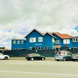 Crashpalace Backpackers Hostel